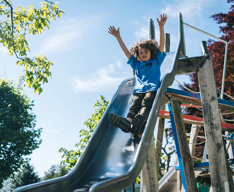  Neue Spielgeräte für den Kindergarten – Fonds der Arzneimittelfirmen Motiv 